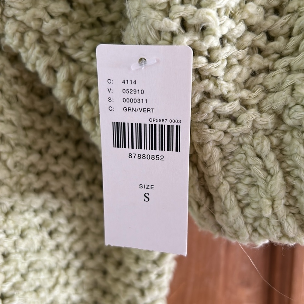 BRAND NEW! Anthropologie knitted light green sweater. - Picture 5 of 6
